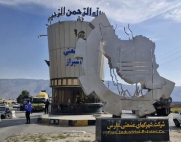 اجرای چاه ارت در کارخانه‌ های شهرک صنعتی شیراز